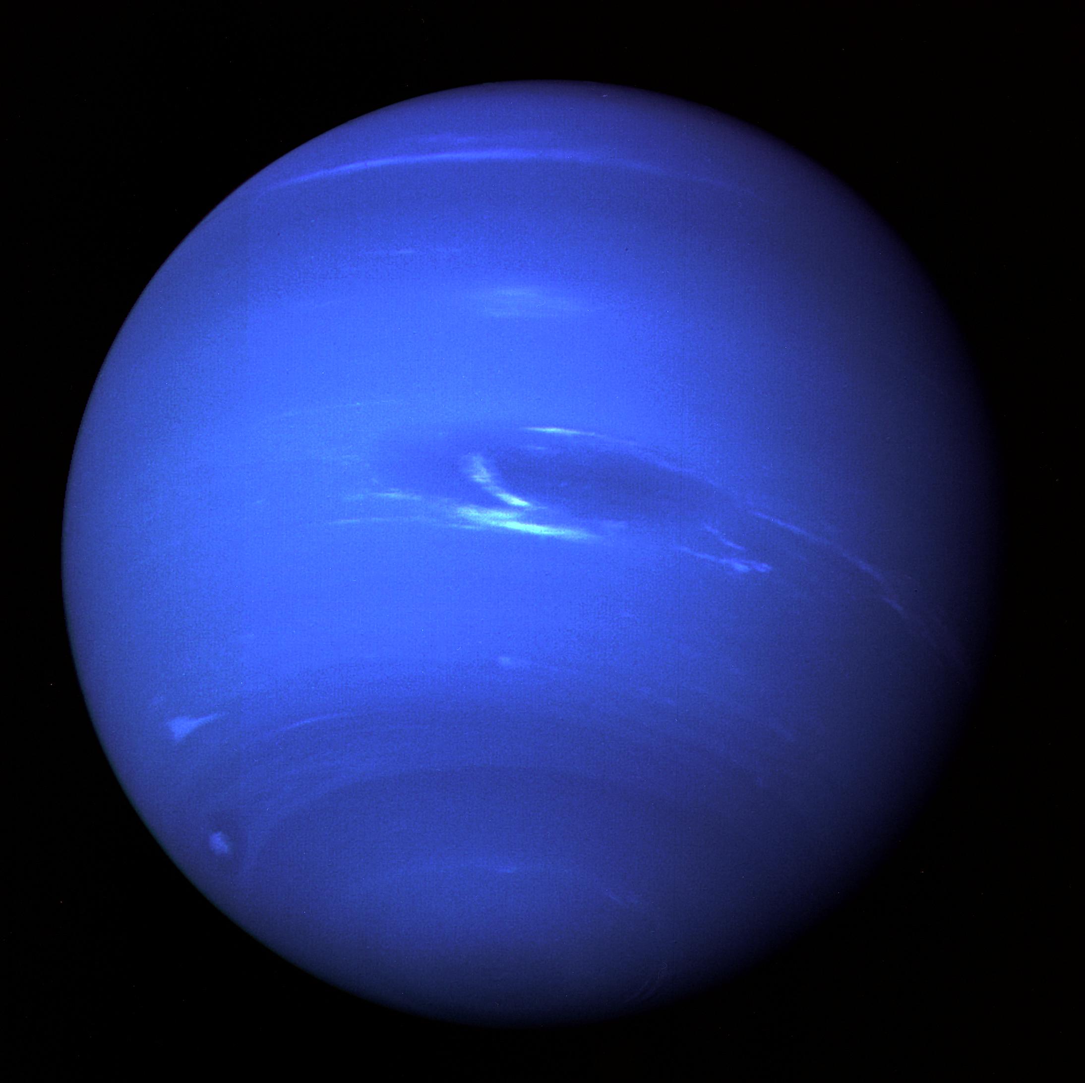 Wranws o'r Telesgop Hubble